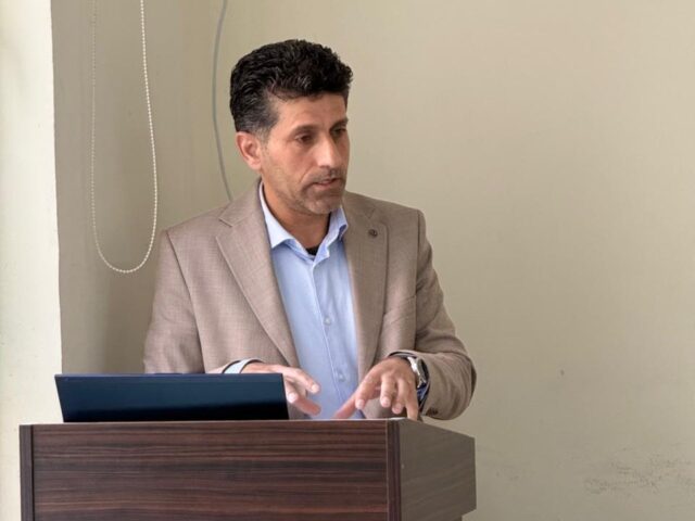 ئەنجامدانی سيمينار