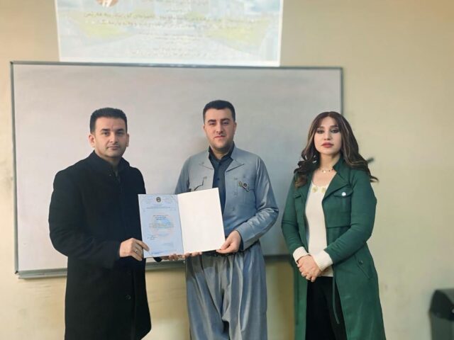 پێشکەشکردنی سيمينار